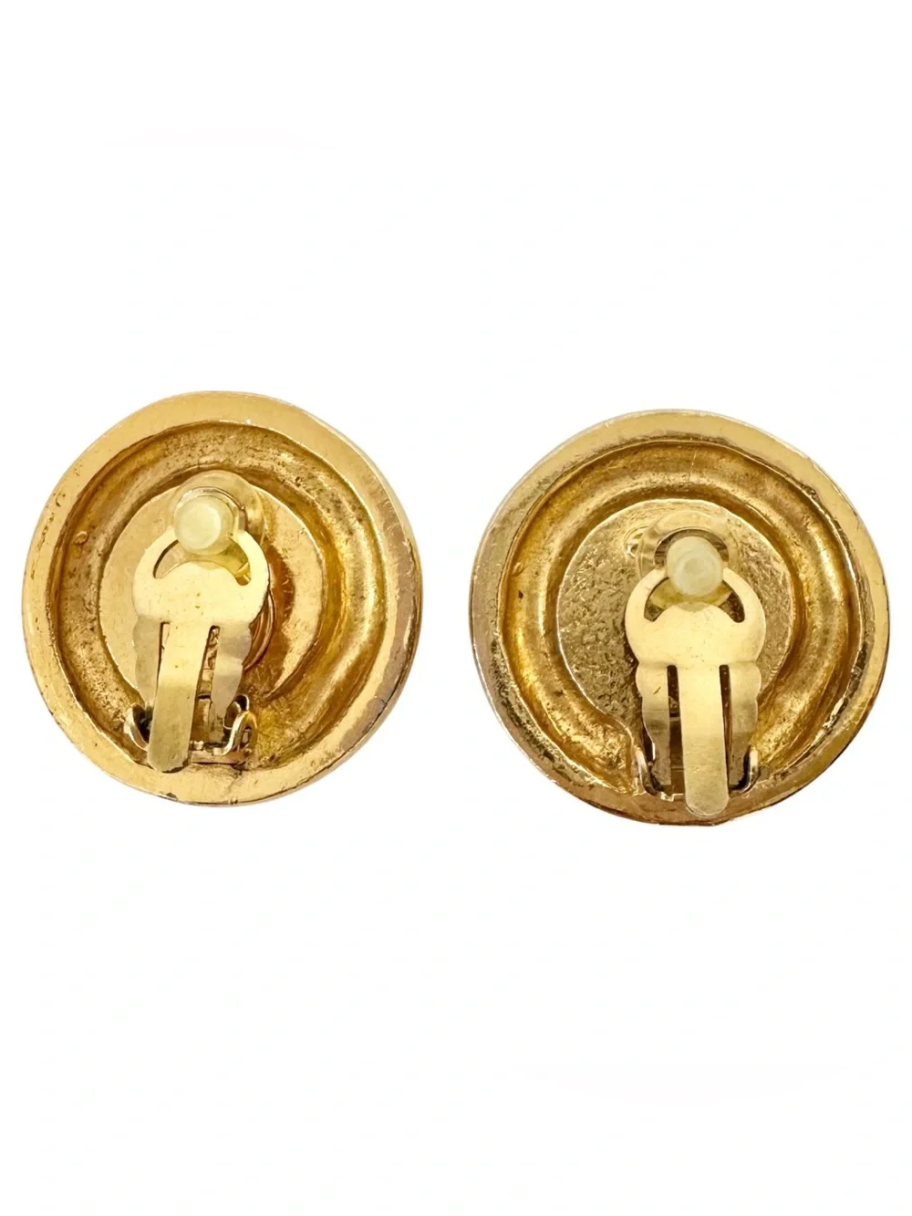 CHANEL Round Faux Pearl Gold Plated Coco Mark CC Logo Vintage Clip On Earrings